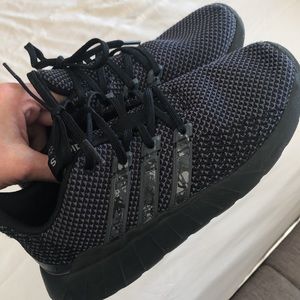 Boys Black Adidas sneakers, Size 3